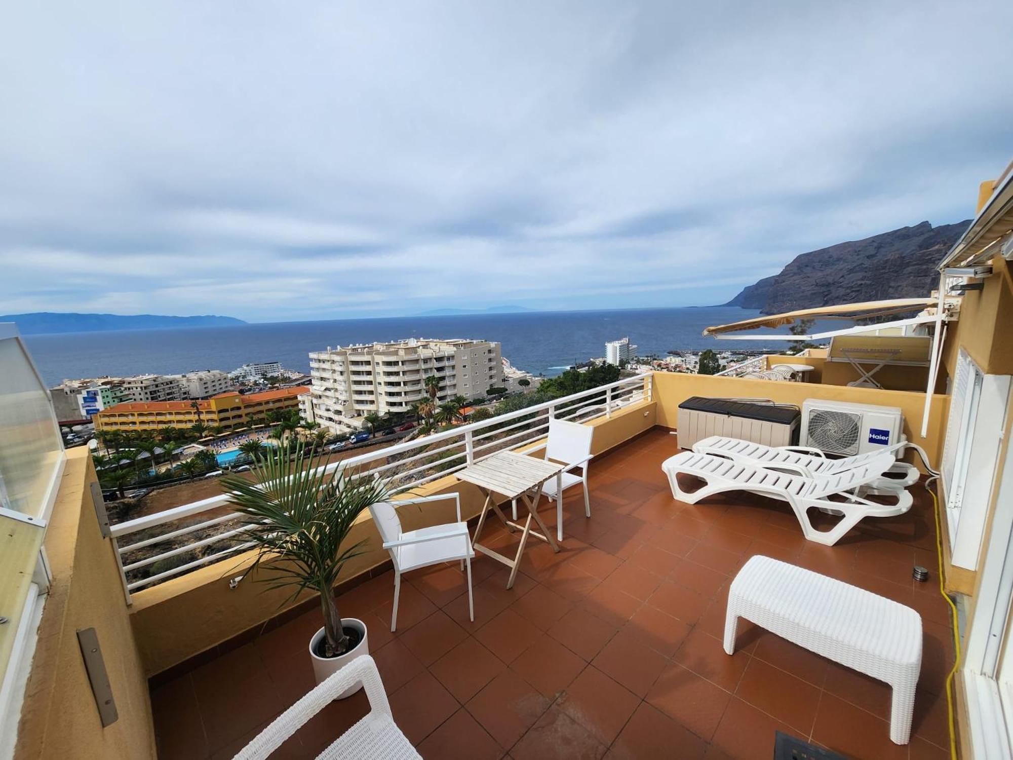 Los Gigantes,Huge Terrace,Sea View,Air Conditioning Apartment ปัวร์โตเดซานตีอาโก ภายนอก รูปภาพ