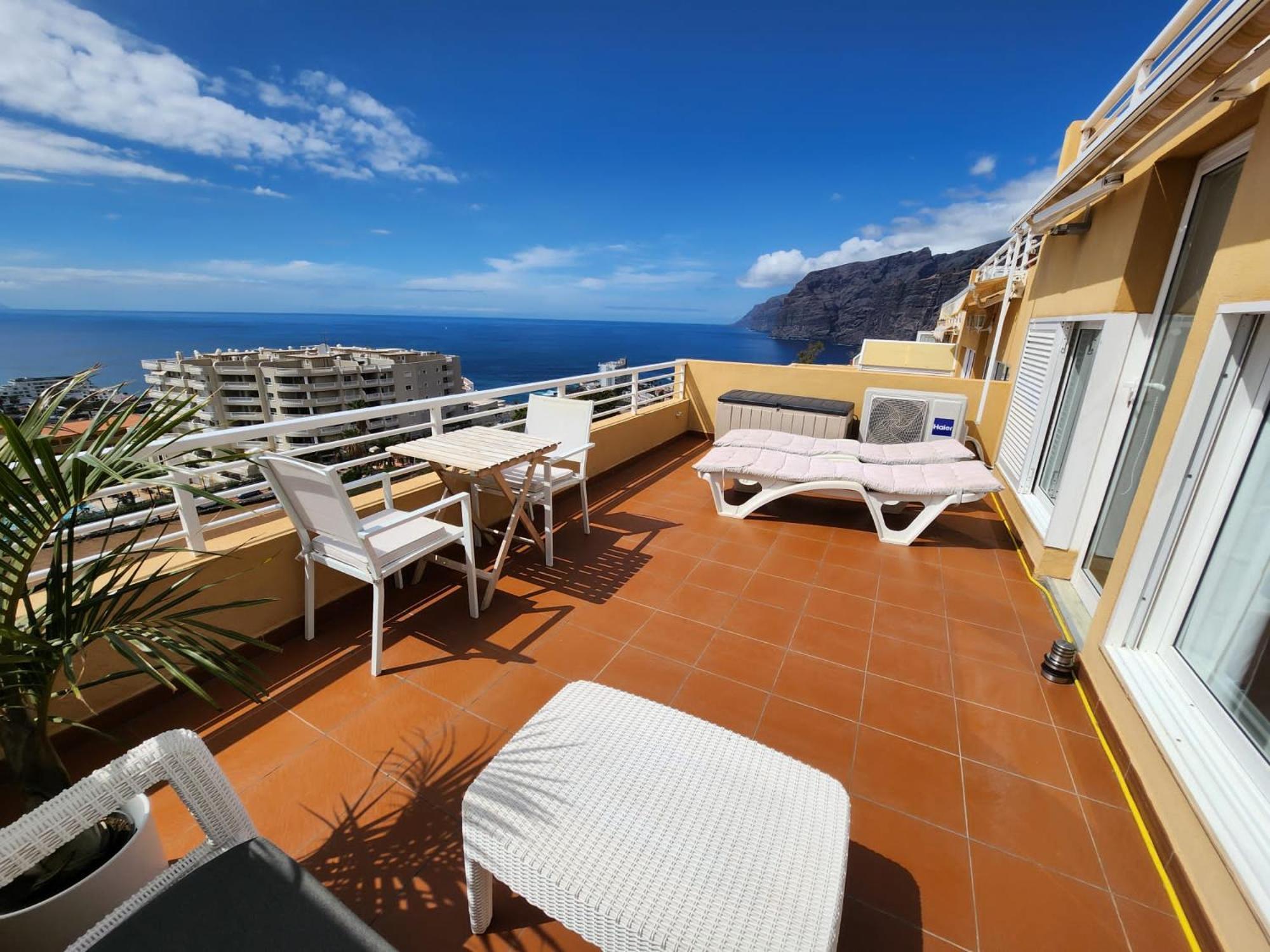 Los Gigantes,Huge Terrace,Sea View,Air Conditioning Apartment ปัวร์โตเดซานตีอาโก ภายนอก รูปภาพ